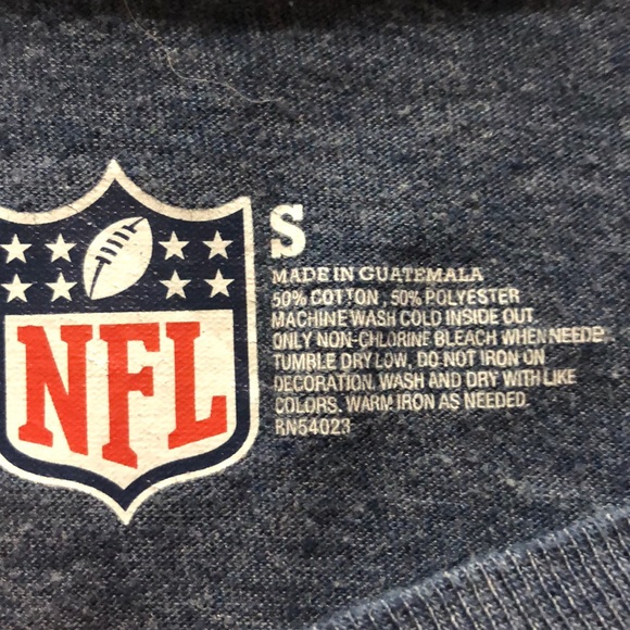 NFL Chicago Bears blue tee size small - Picture 4 of 4